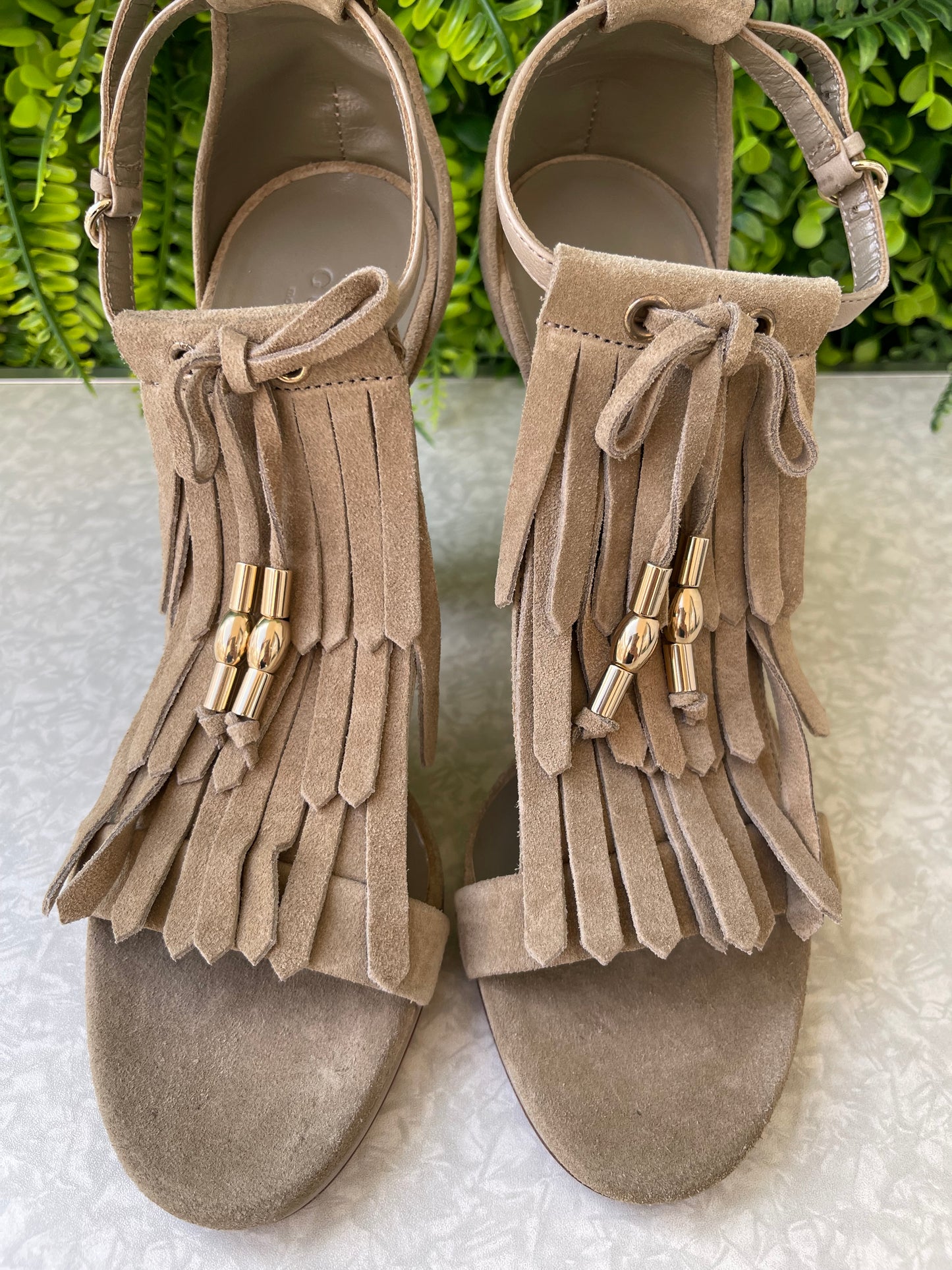 Sandália Gucci Suede Fringe