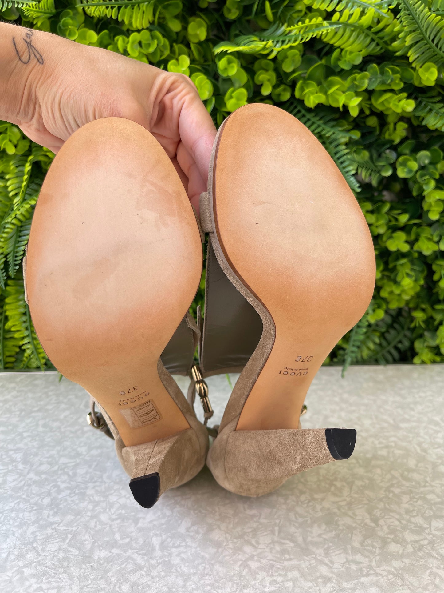 Sandália Gucci Suede Fringe