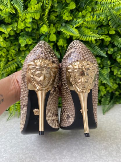 Peep Toe Versace Python