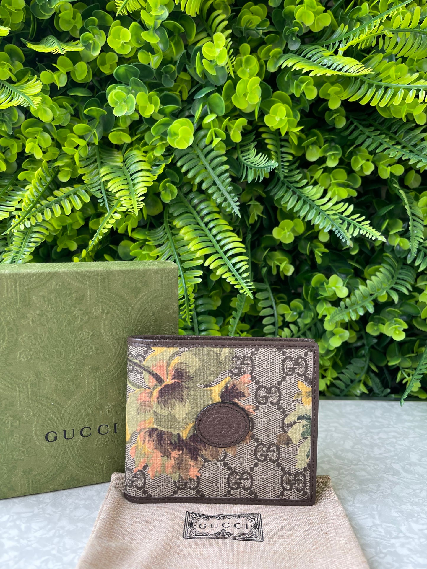 Carteira Gucci Bi-Fold Monograma + Floral