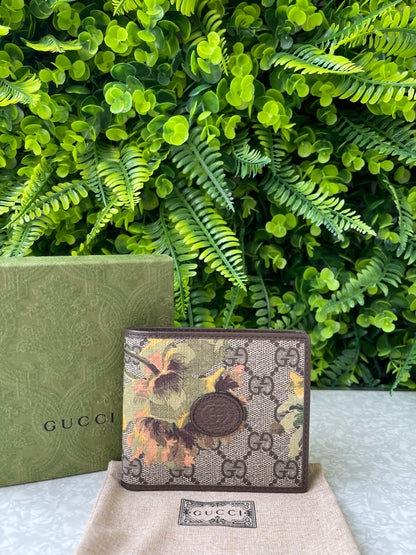 Carteira Gucci Bi-Fold Monograma + Floral