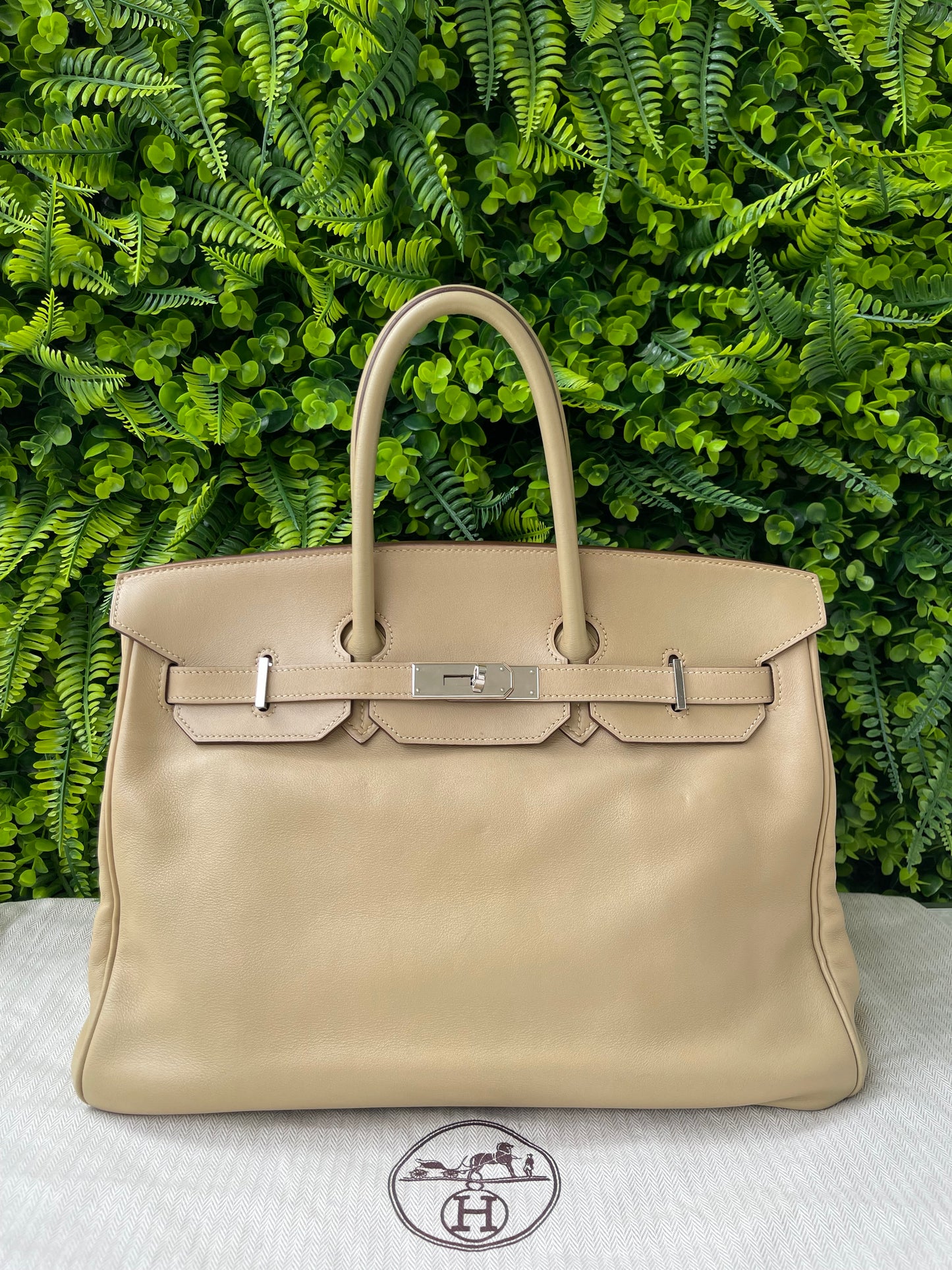 Hermes Birkin 35 em Couro Bege