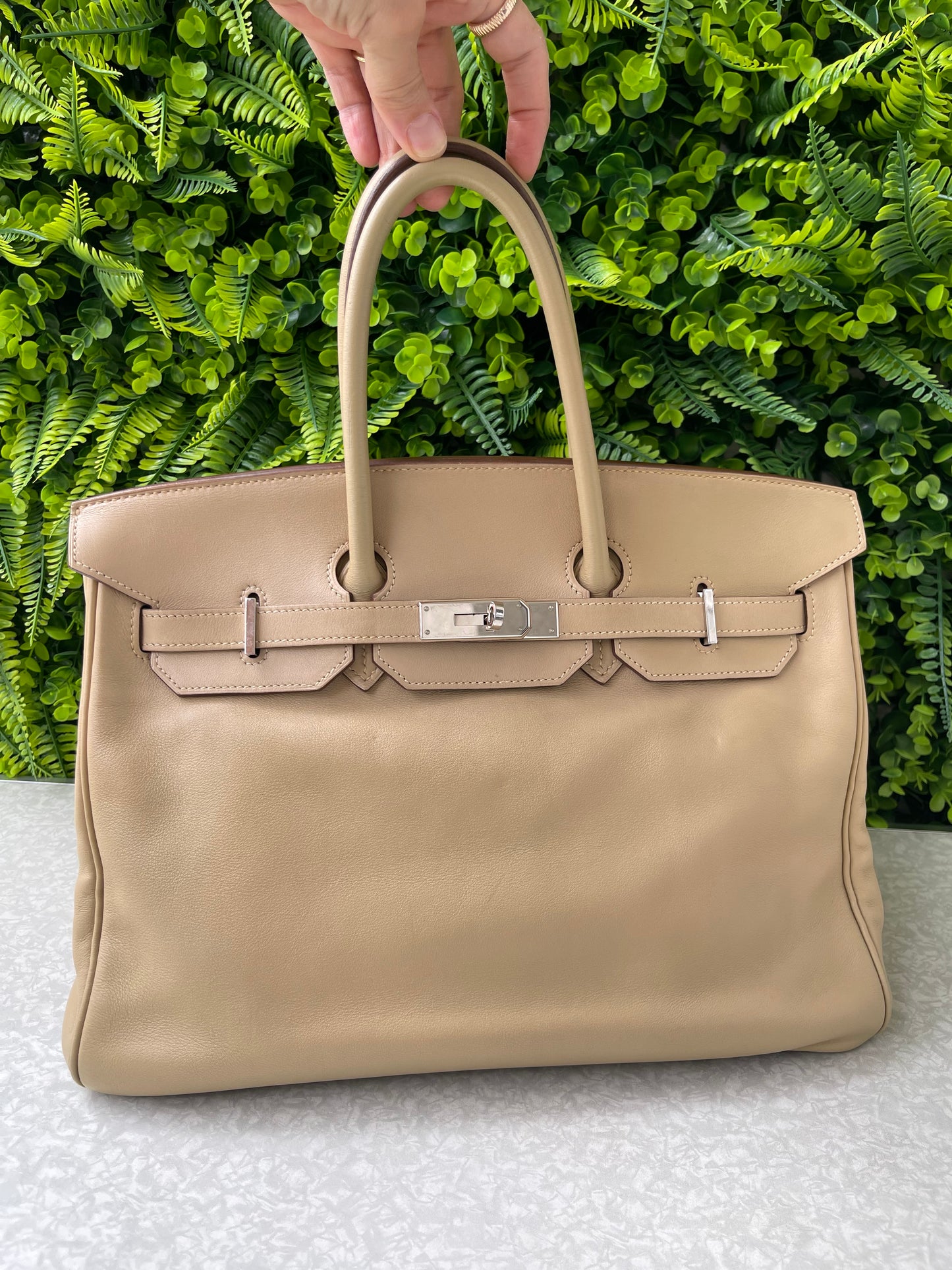 Hermes Birkin 35 em Couro Bege