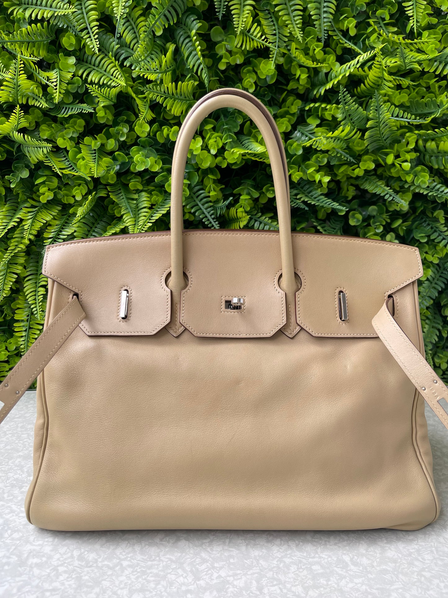 Hermes Birkin 35 em Couro Bege