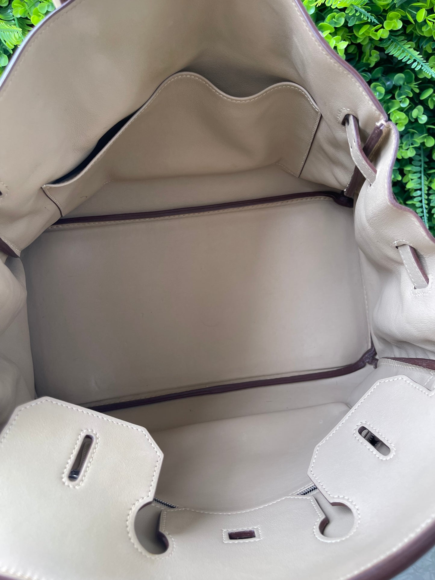 Hermes Birkin 35 em Couro Bege