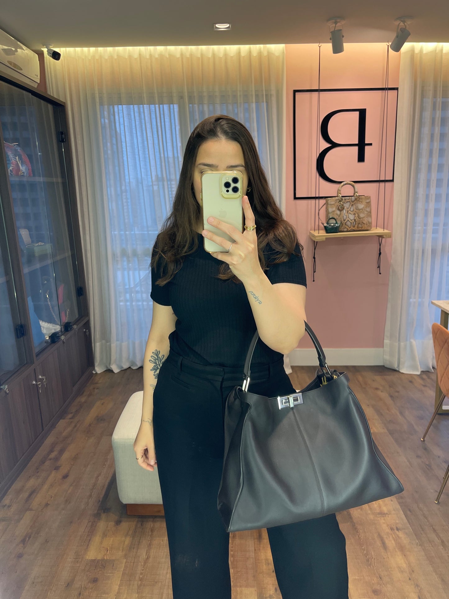 Fendi Peekaboo x Lite Large Preta