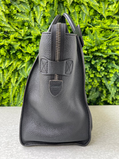Celine Luggage Tote em Couro Preto