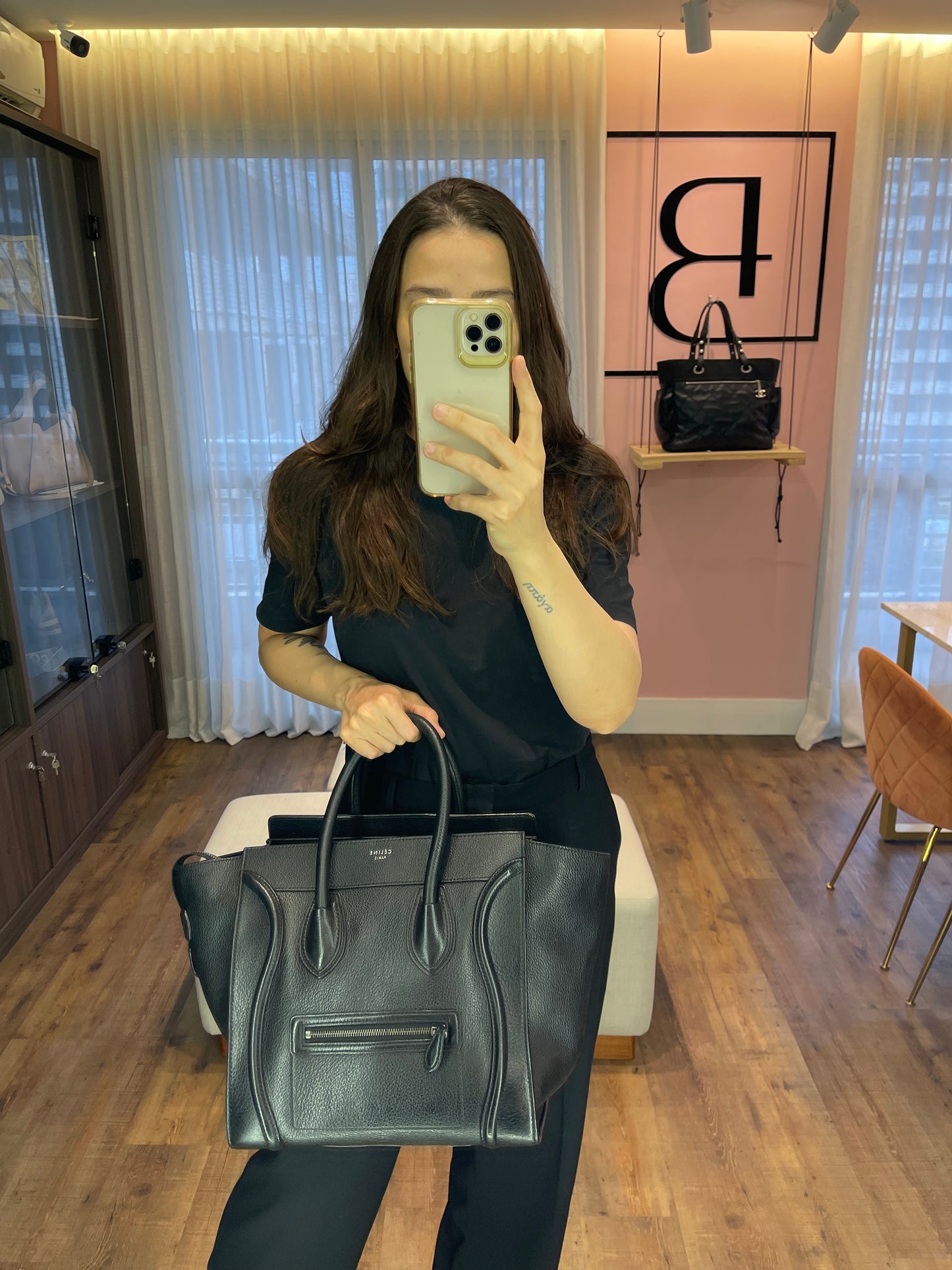 Celine Luggage Tote em Couro Preto