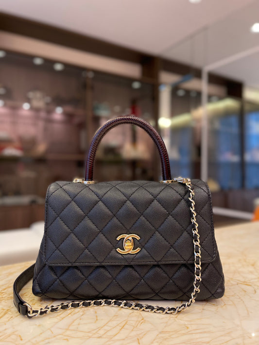 Chanel Coco Handle em Couro Caviar Preto