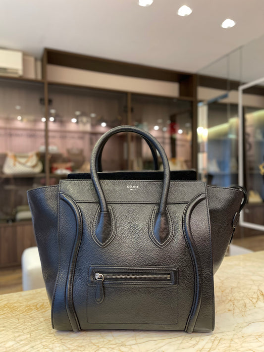 Celine Luggage Tote em Couro Preto