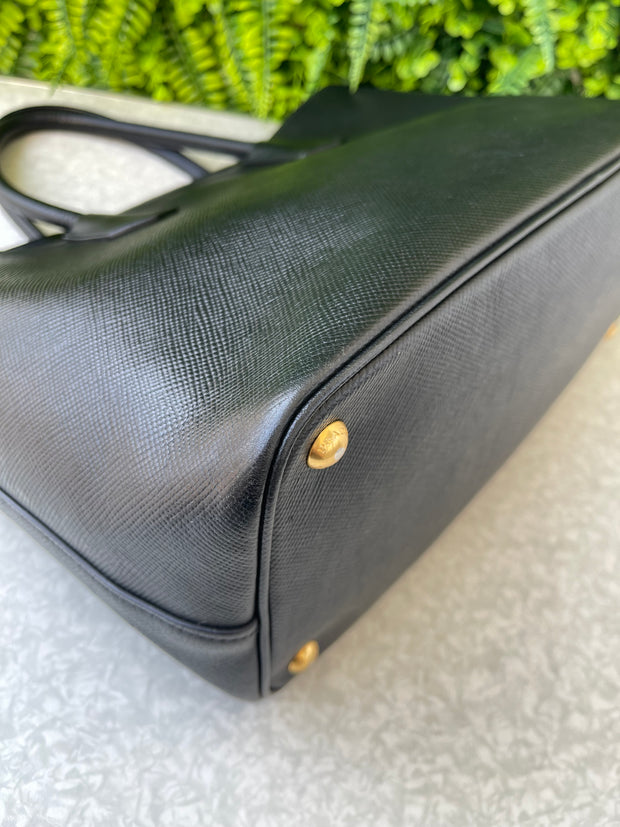 Prada Pre-Owned Saffiano Cuir Preta