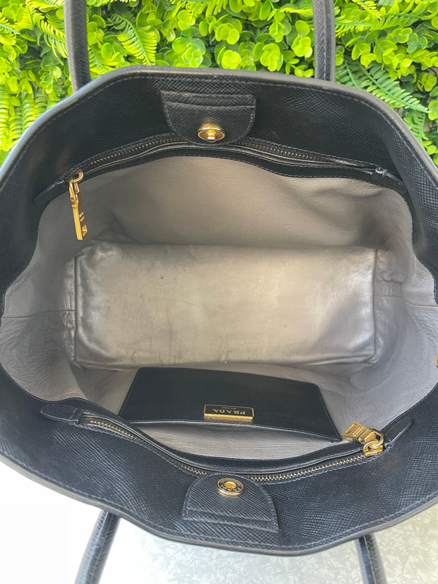 Prada Pre-Owned Saffiano Cuir Preta