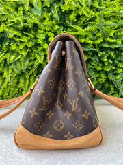 Louis Vuitton Beverly GM Monograma