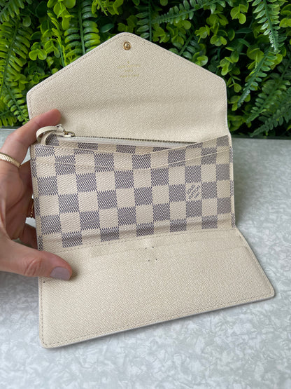 Carteira Louis Vuitton Sarah Damier Azur