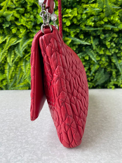 Miu Miu Matelassê Crystal Chain Vermelha