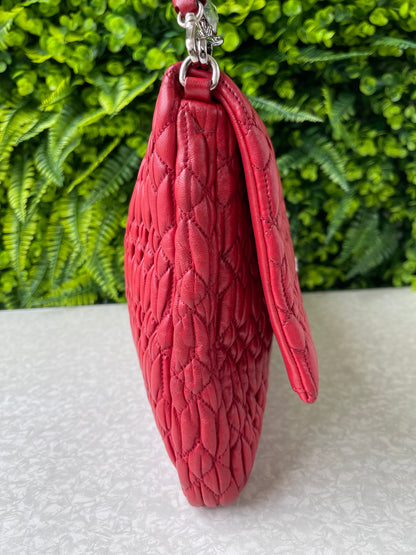 Miu Miu Matelassê Crystal Chain Vermelha