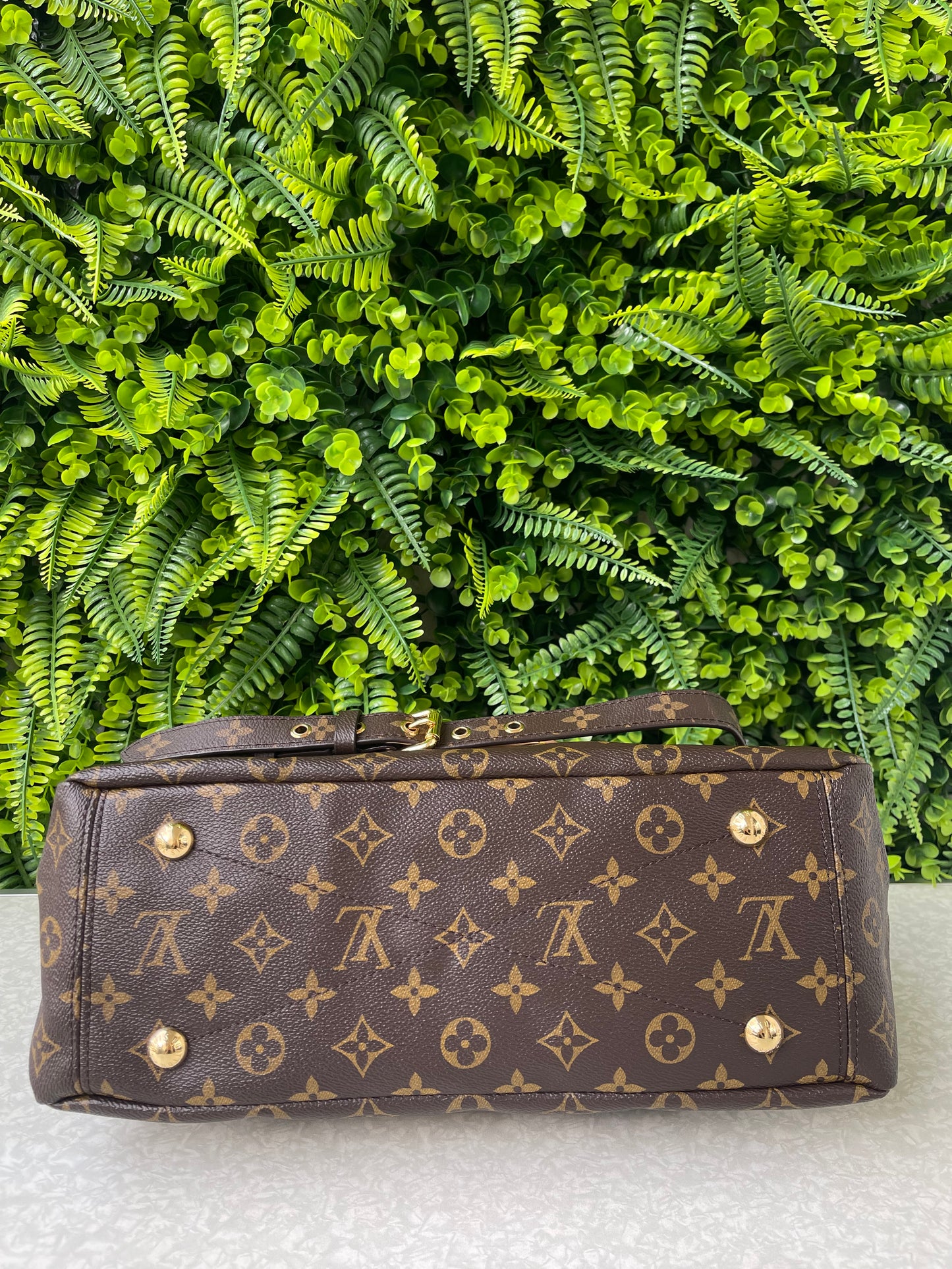 Louis Vuitton Pallas Monogram