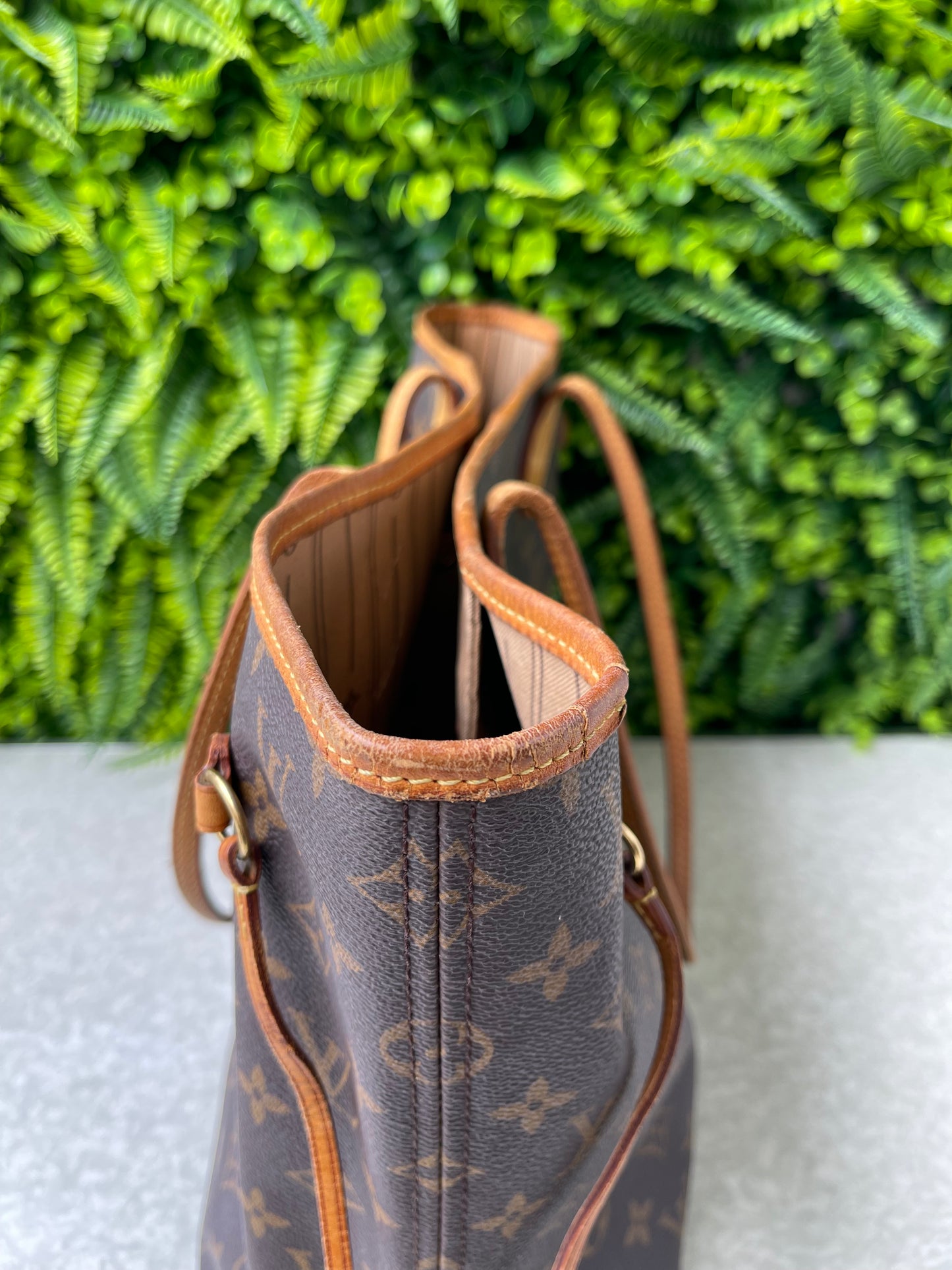 Louis Vuitton Neverfull Monogram MM