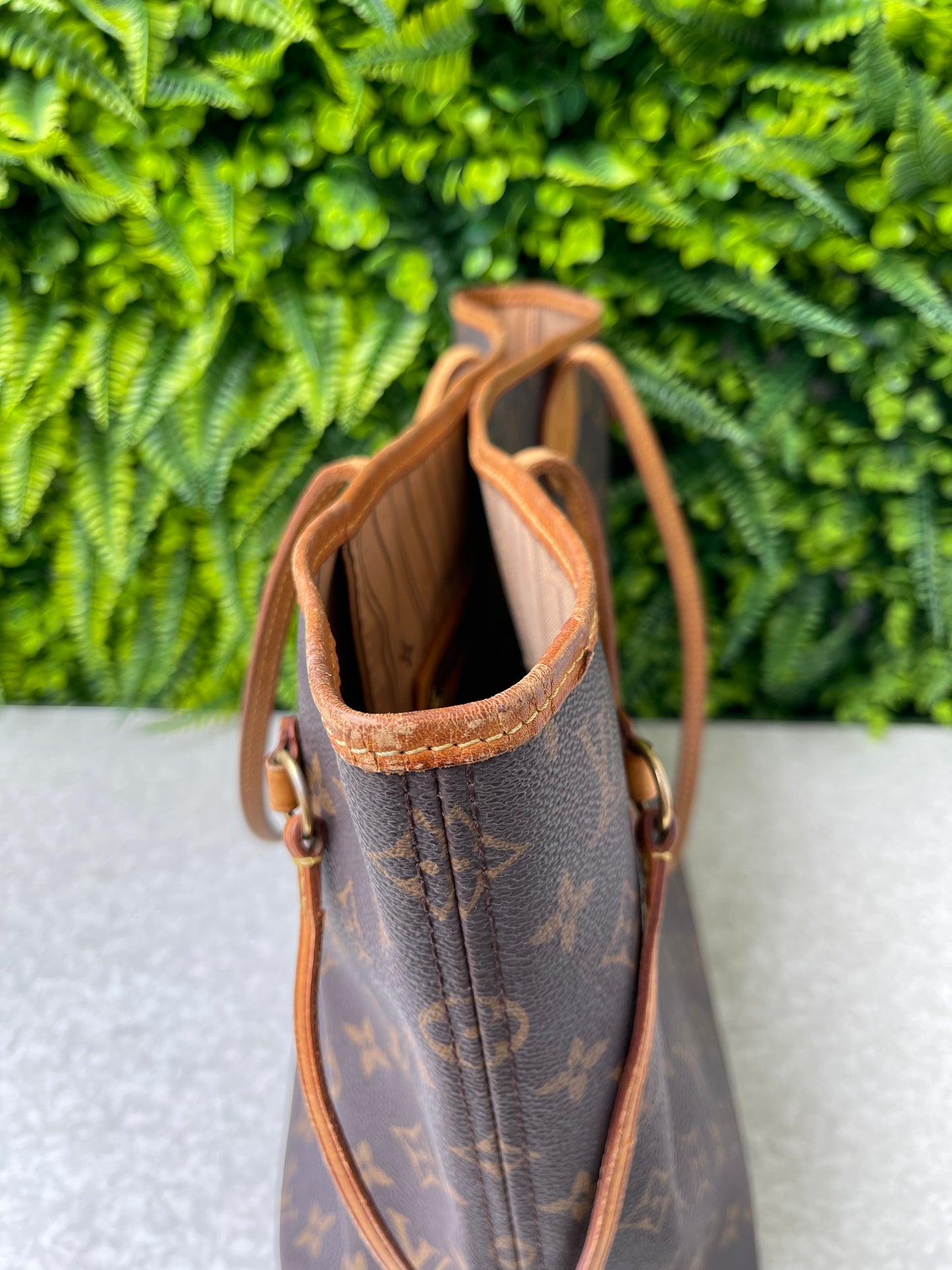 Louis Vuitton Neverfull Monogram MM