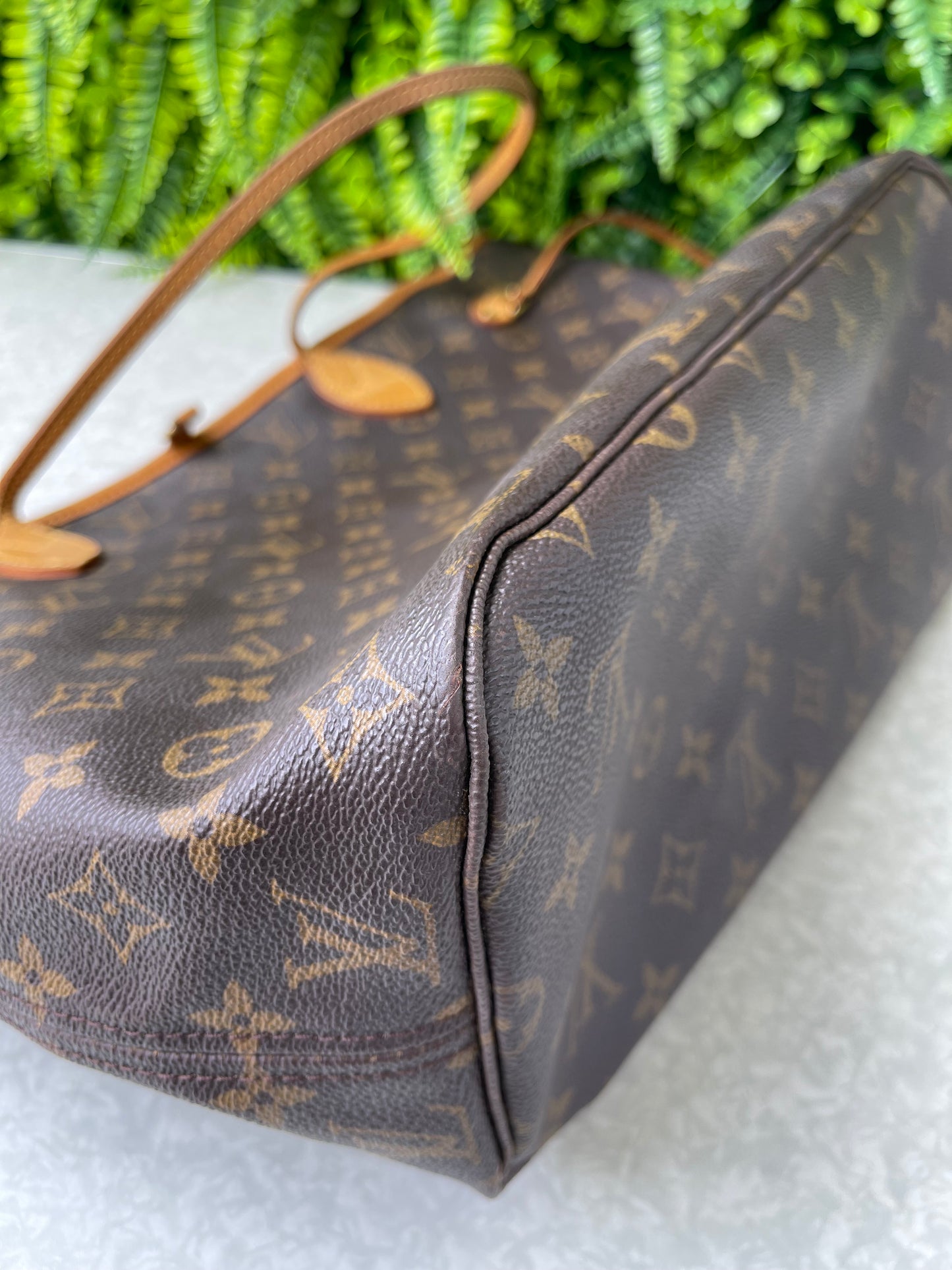 Louis Vuitton Neverfull Monogram MM