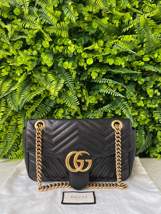 Gucci GG Marmont Small Matelassê Preta