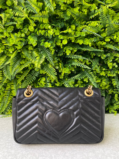 Gucci GG Marmont Small Matelassê Preta