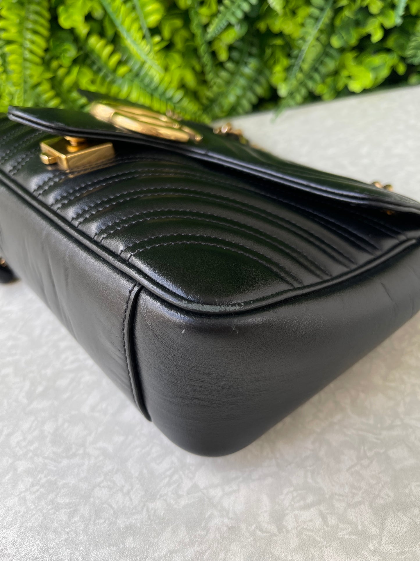Gucci GG Marmont Small Matelassê Preta