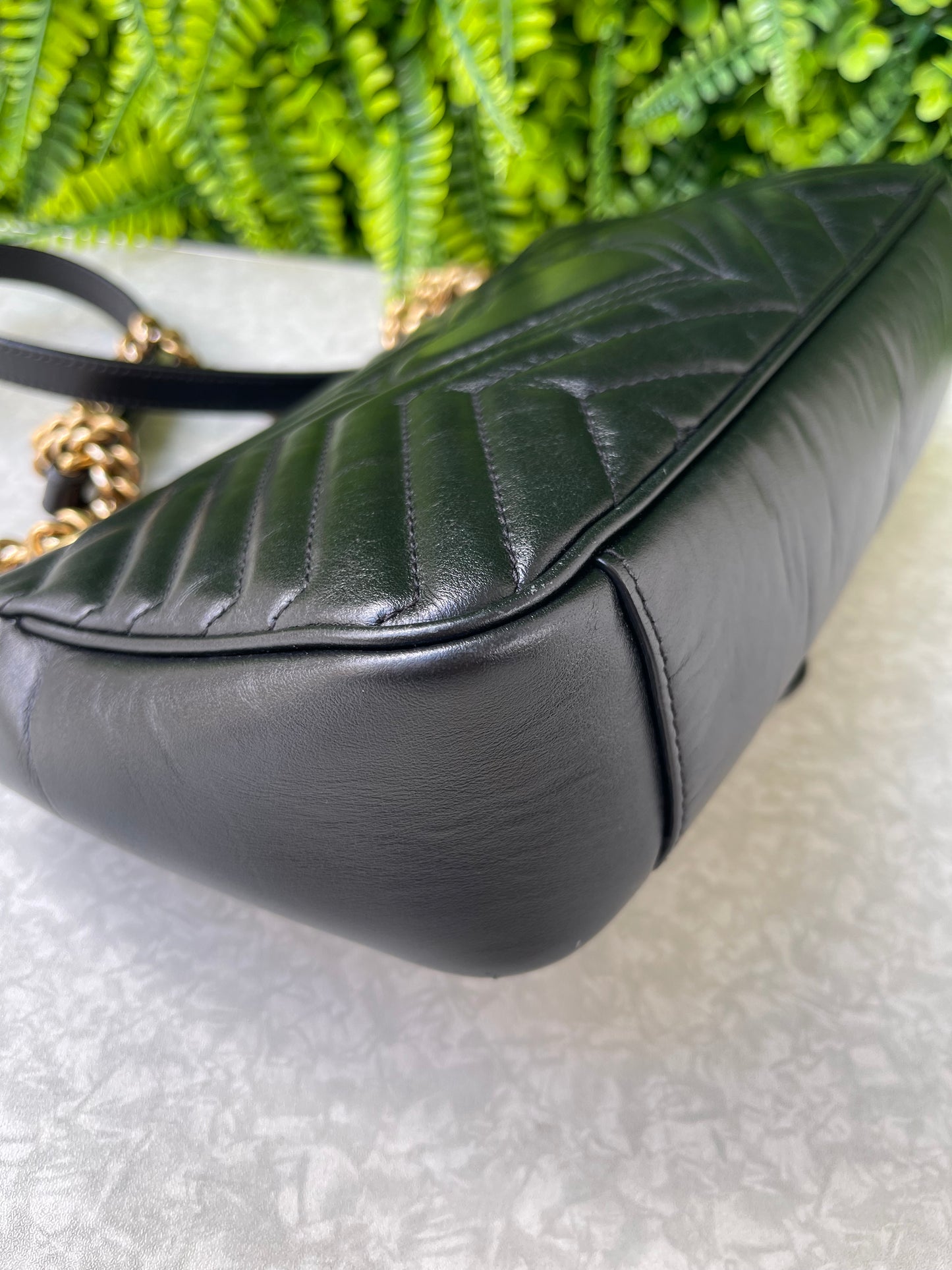 Gucci GG Marmont Small Matelassê Preta
