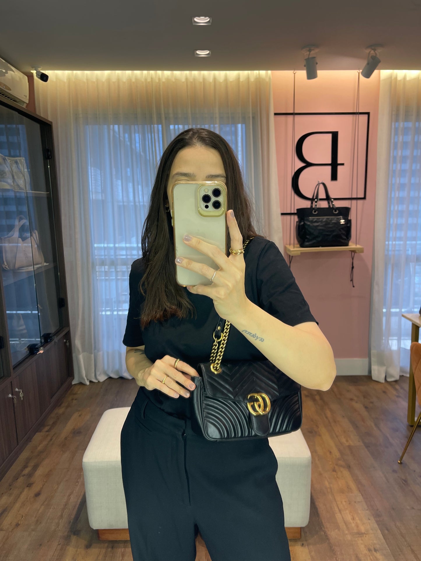 Gucci GG Marmont Small Matelassê Preta