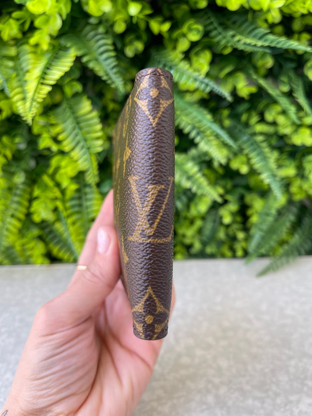 Porta Documentos Louis Vuitton Monograma