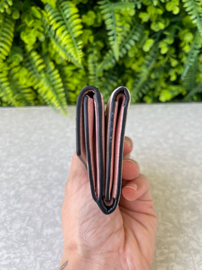 Carteira Louis Vuitton Lock Mini