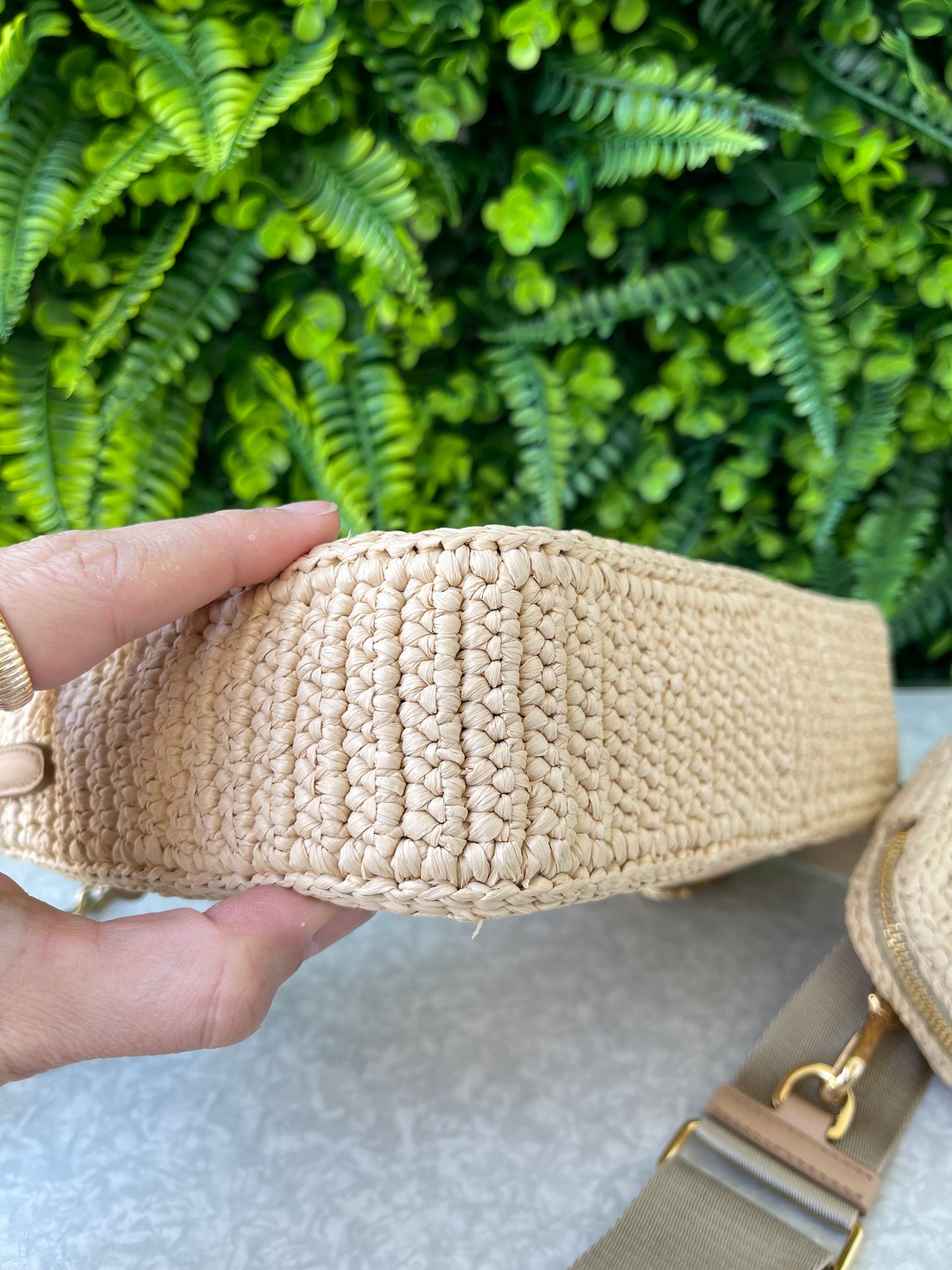 Prada Re-edition 2005 em Raffia