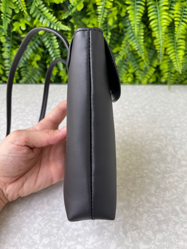 Longchamp Le Pliage Phone Case Logo