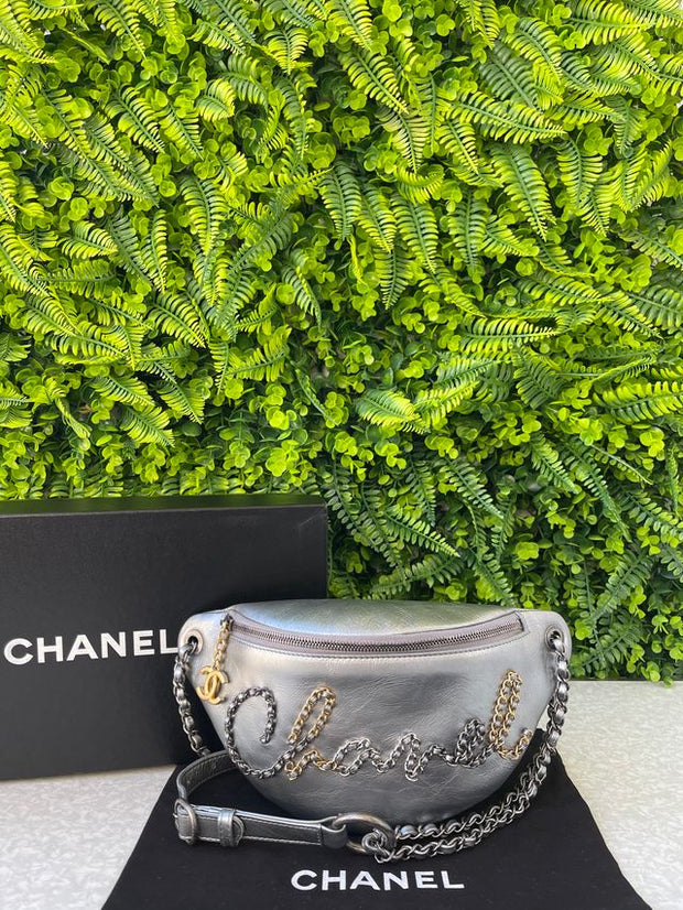 Pochette Chanel Crumpled Calfskin Metalic