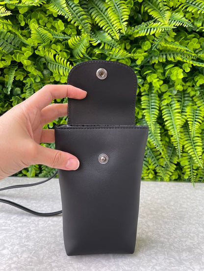 Longchamp Le Pliage Phone Case Logo