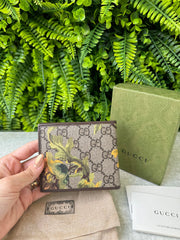 Carteira Gucci Bi-Fold Monograma + Floral