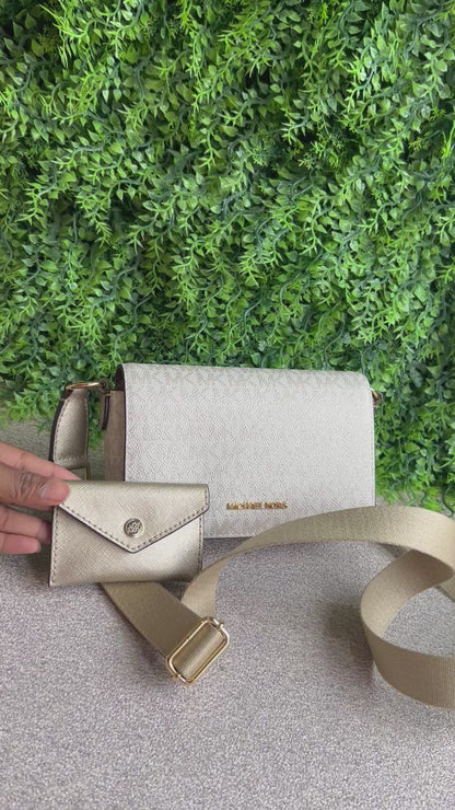Michael Kors Jet Set Travel Off White