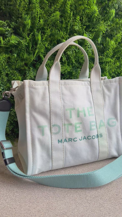 Marc Jacobs The tote bag