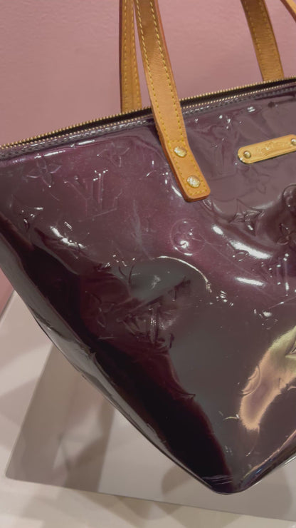 Louis Vuitton Bellevue Verniz Vinho