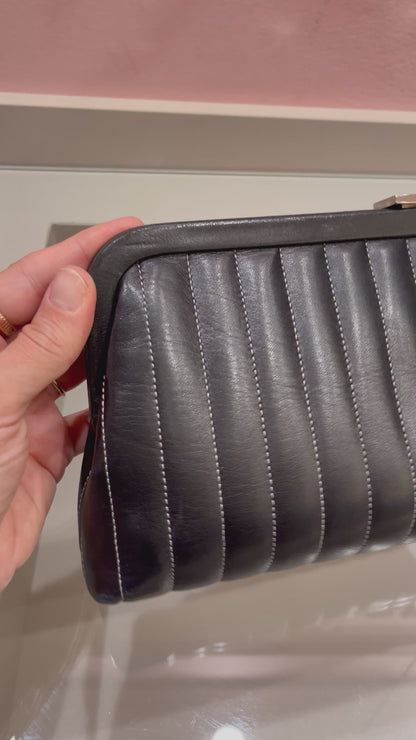 Clutch Chanel Mademoiselle Ligne Preta
