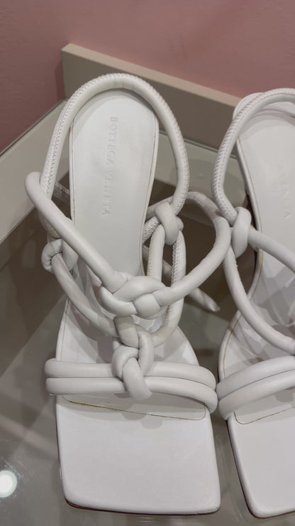 Sandália Bottega Veneta Knot Branca