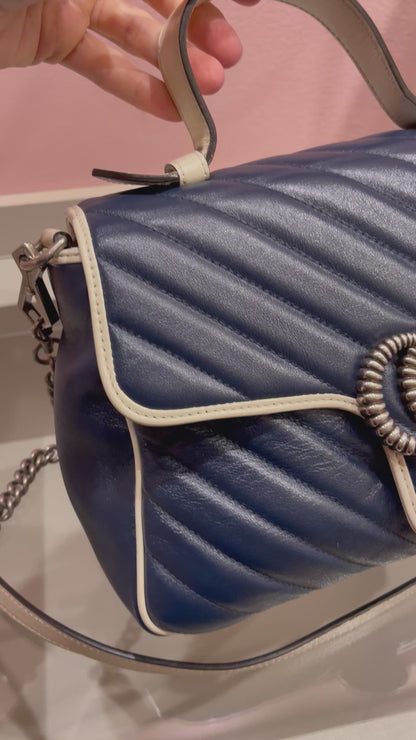 Gucci GG Marmont Matelassê Azul Marinho
