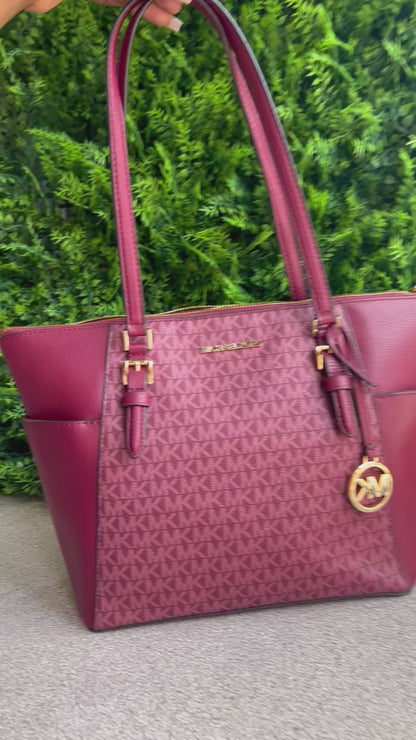 Michael Kors Charlotte Shopping Logo