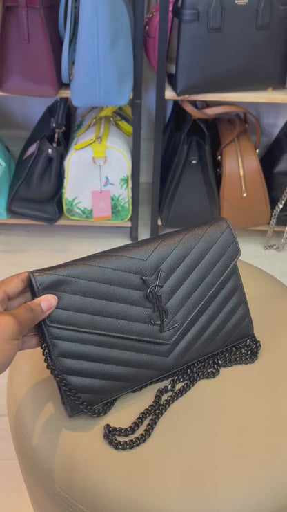 Saint Laurent Cassandre em Matelassê Preto