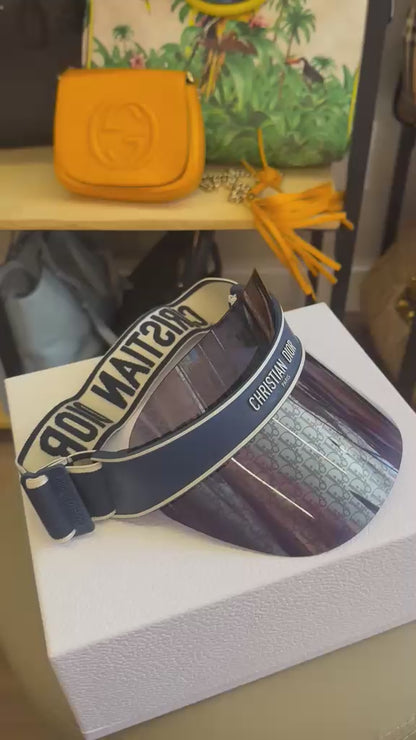Viseira Dior Club V1U Monograma