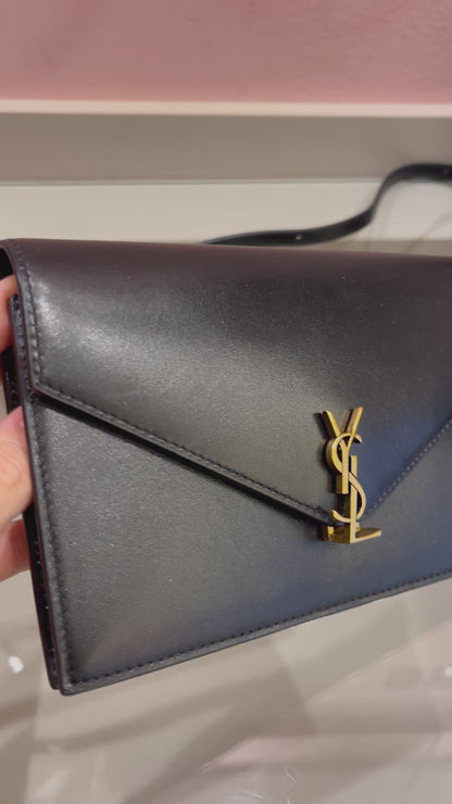 Saint Laurent Cassandre Leather Preto