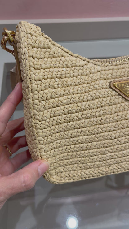 Prada Re-edition 2005 em Raffia