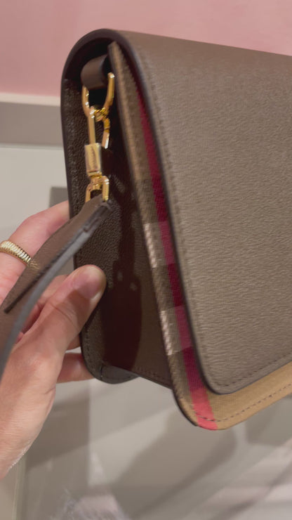 Burberry Mackford Check Marrom