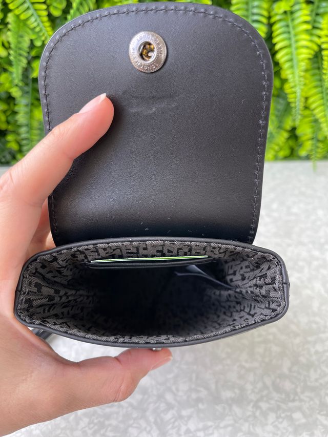Longchamp Le Pliage Phone Case Logo